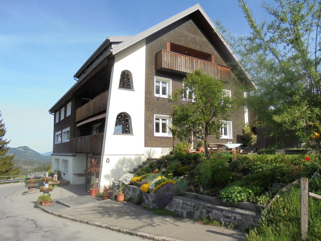Appartement Ferienhaus Nussbaumer à Sibratsgfäll Extérieur photo